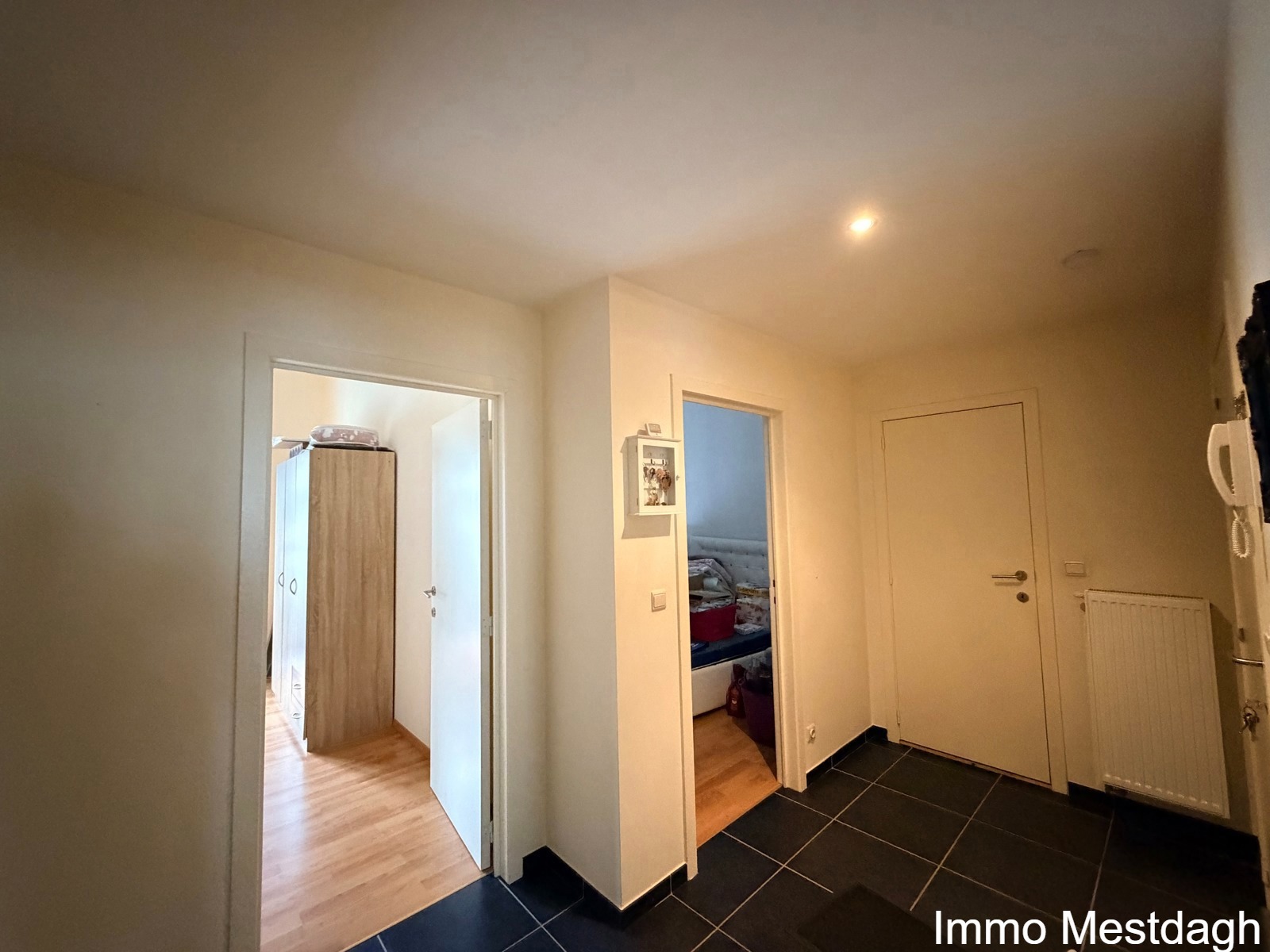 Ruim en energiezuinig gelijkvloers appartement (115 m²) met terras en staanplaats in hartje Diest - foto 5