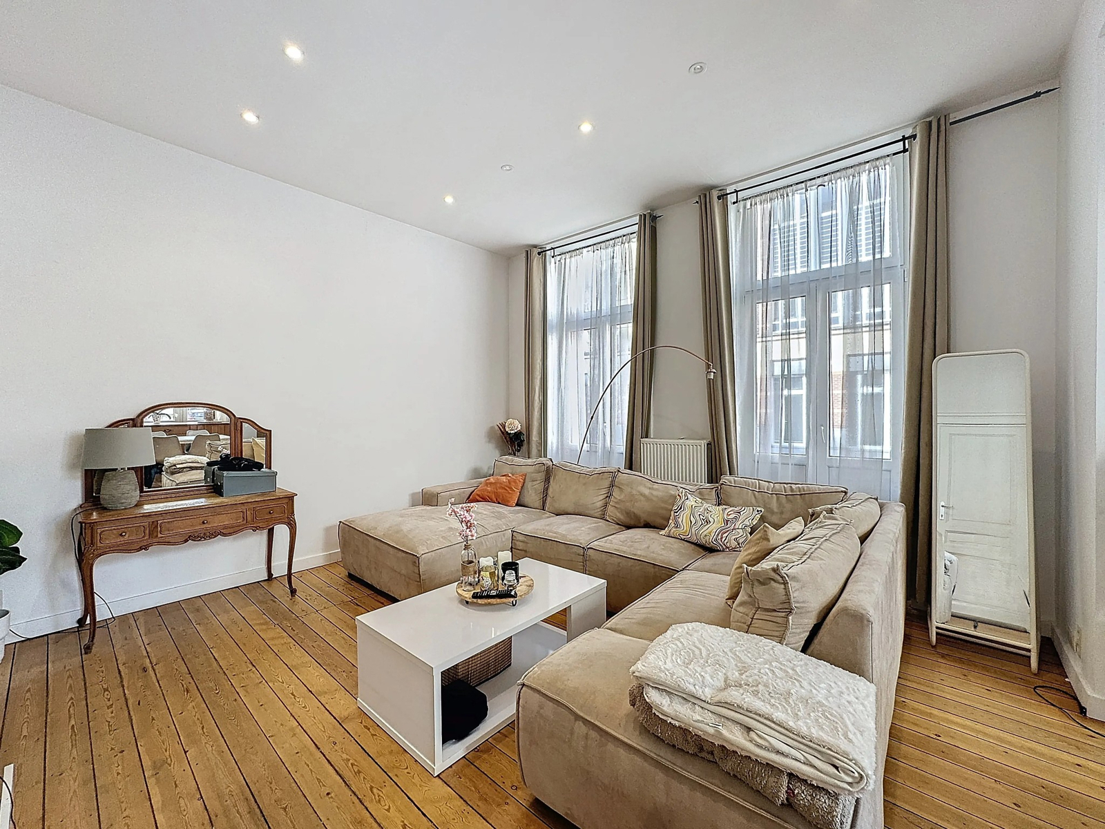 House for sale in Brussels with 6 bedrooms - photo 3