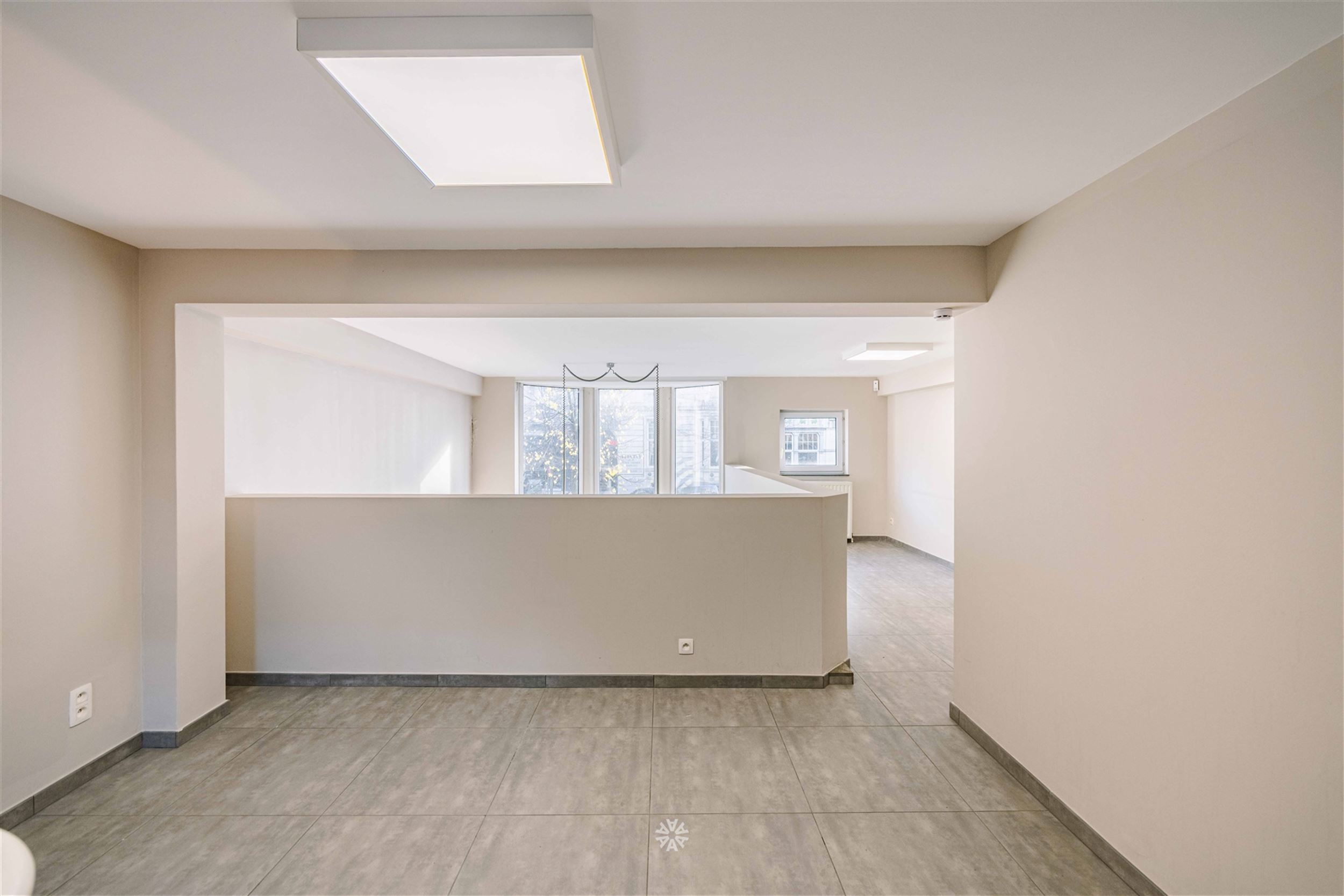 Commercial property on prime location for sale in Ghent - photo 4