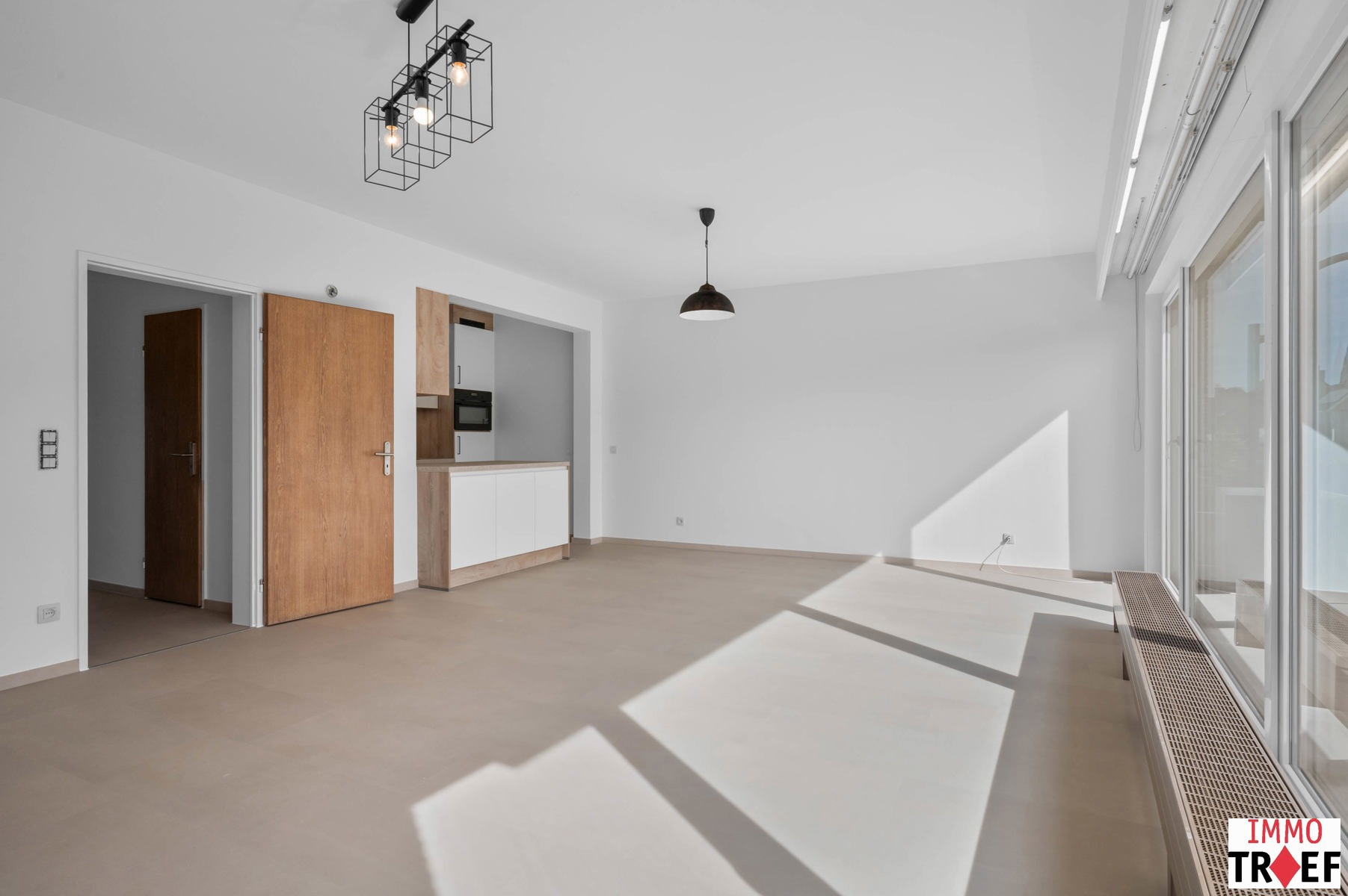 Ruim appartement met terrassen en garagebox in centrum - foto 4