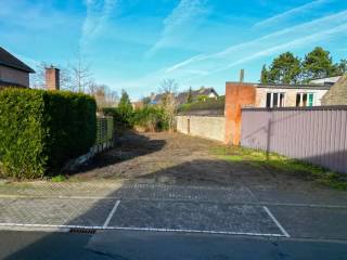 Terrain à vendre à Lede