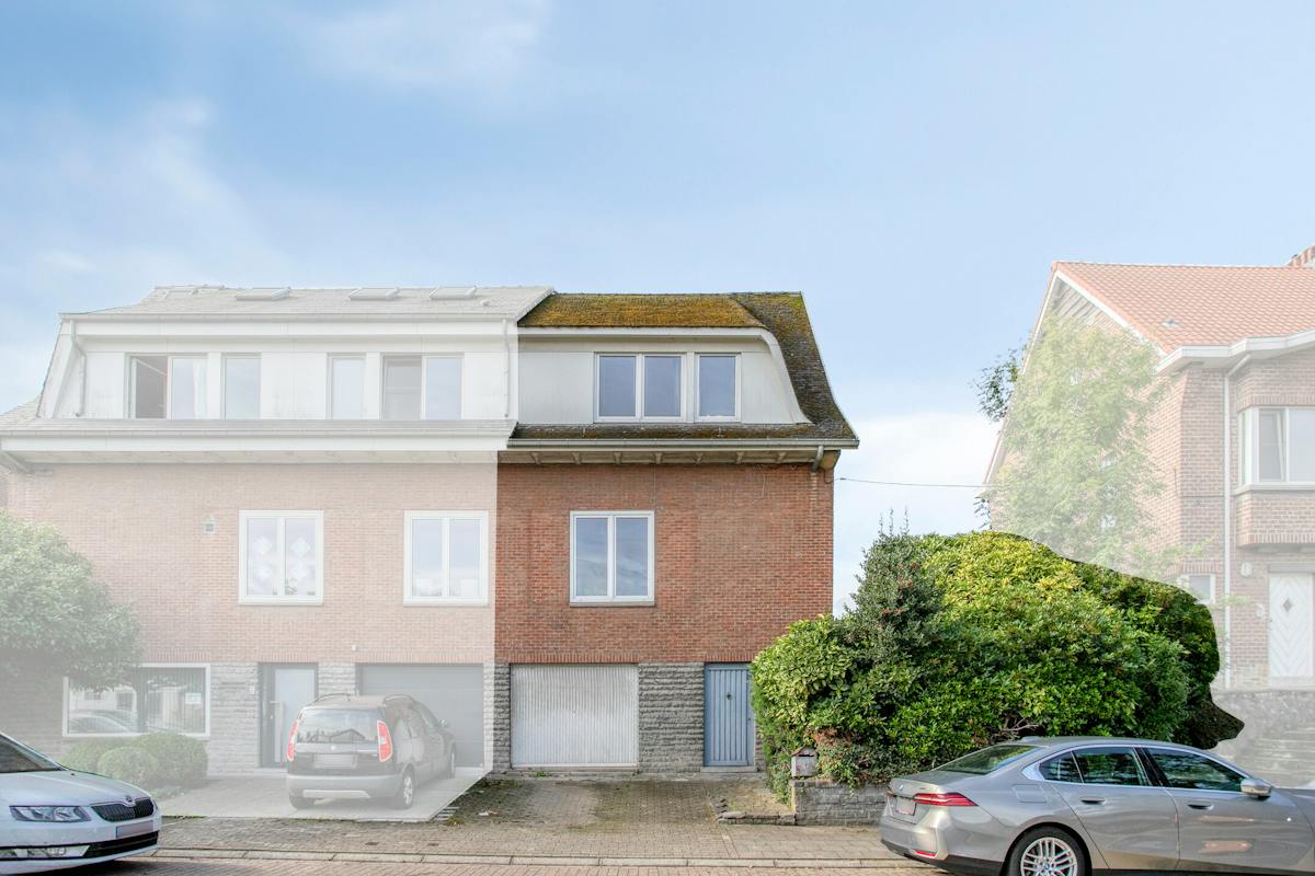 Karaktervolle woning met tuin en garage in Wemmel - foto 1