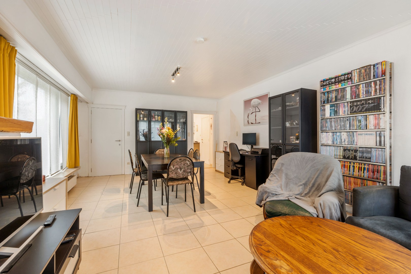 INSTAPKLARE BUNGALOW MET 3 SLPK, GARAGE EN EPC C - foto 3