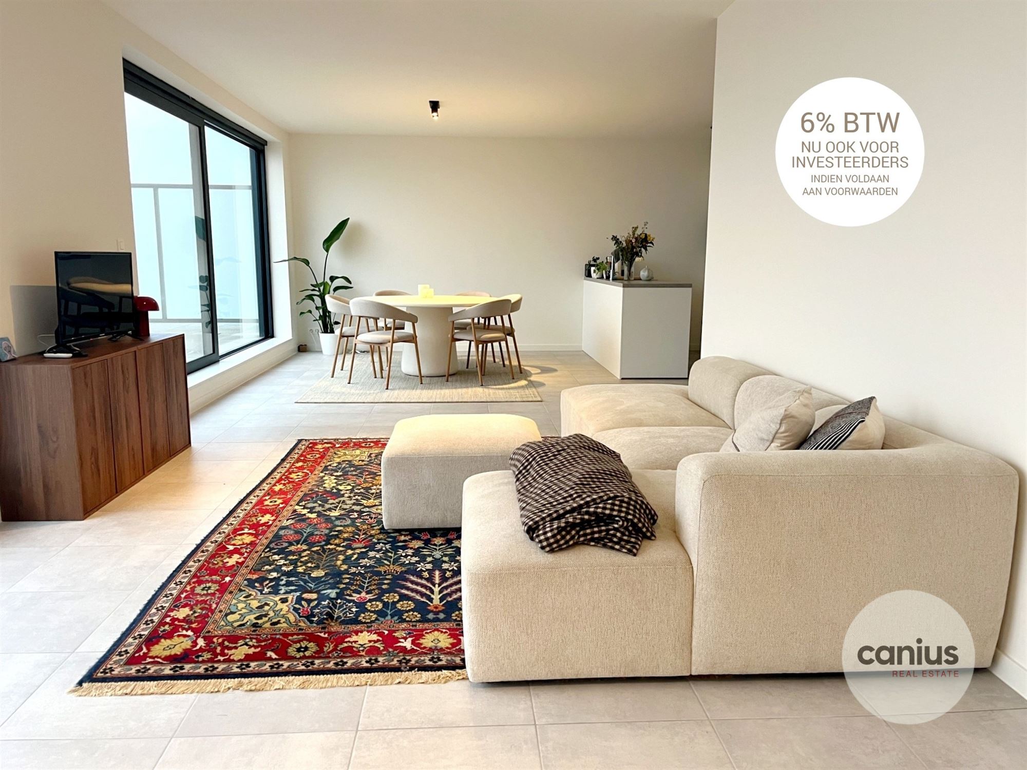 GESCHILDERDE PENTHOUSE IN HARTJE HASSELT MET 2 SLKS + 2 TERRASSEN & PARKING - foto 1