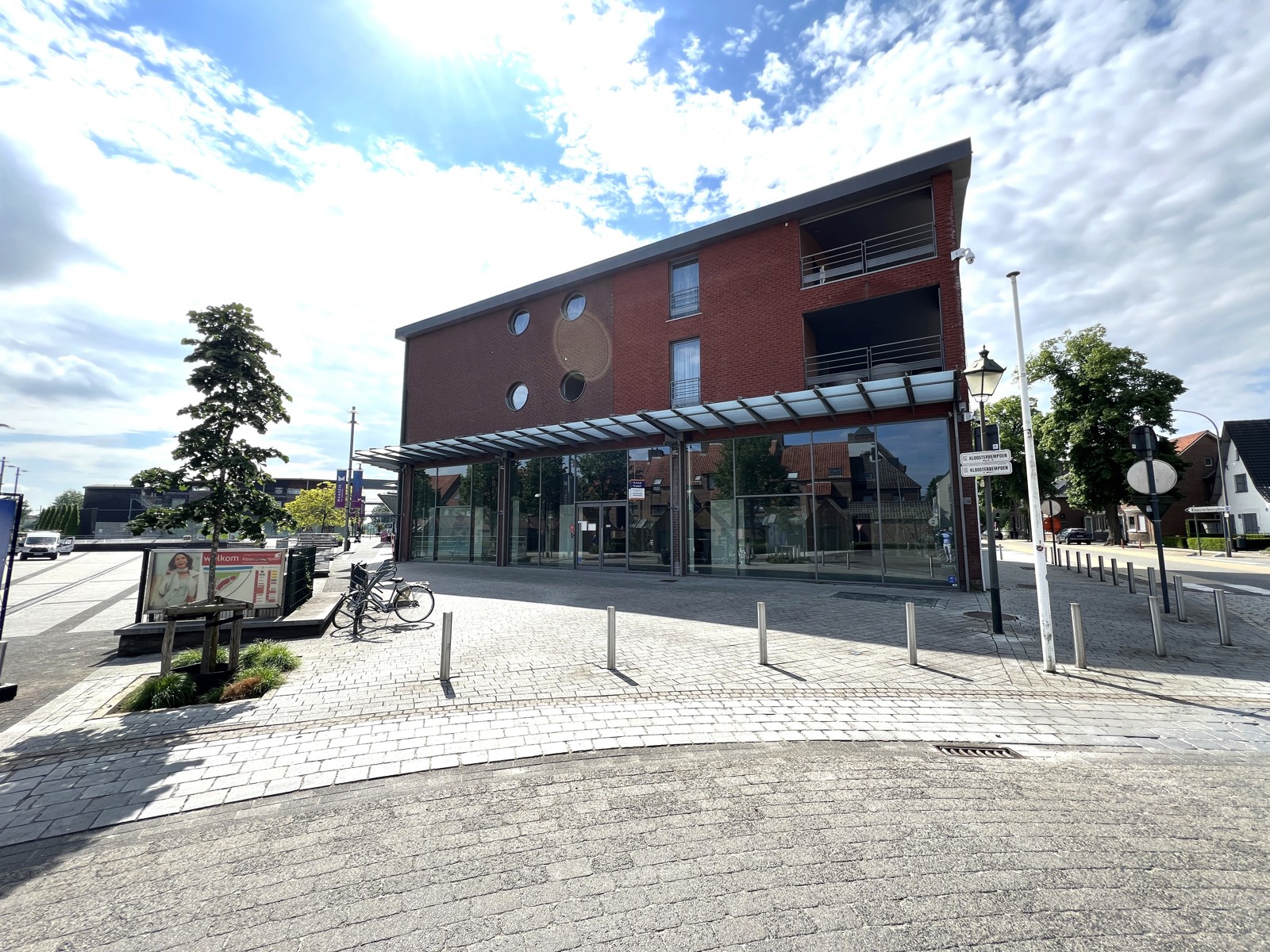 Commercieel te huur in Maaseik - foto 1