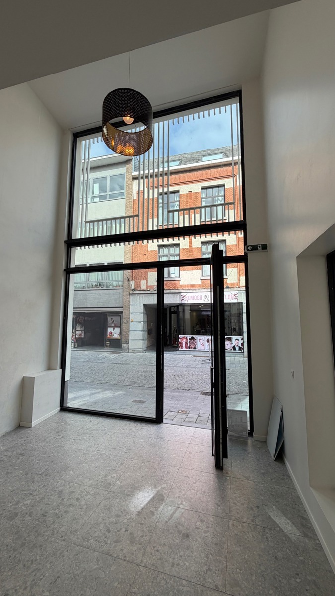 Opvallende nieuwbouw handelsruimte 105 m2 - Diestsestraat - foto 3