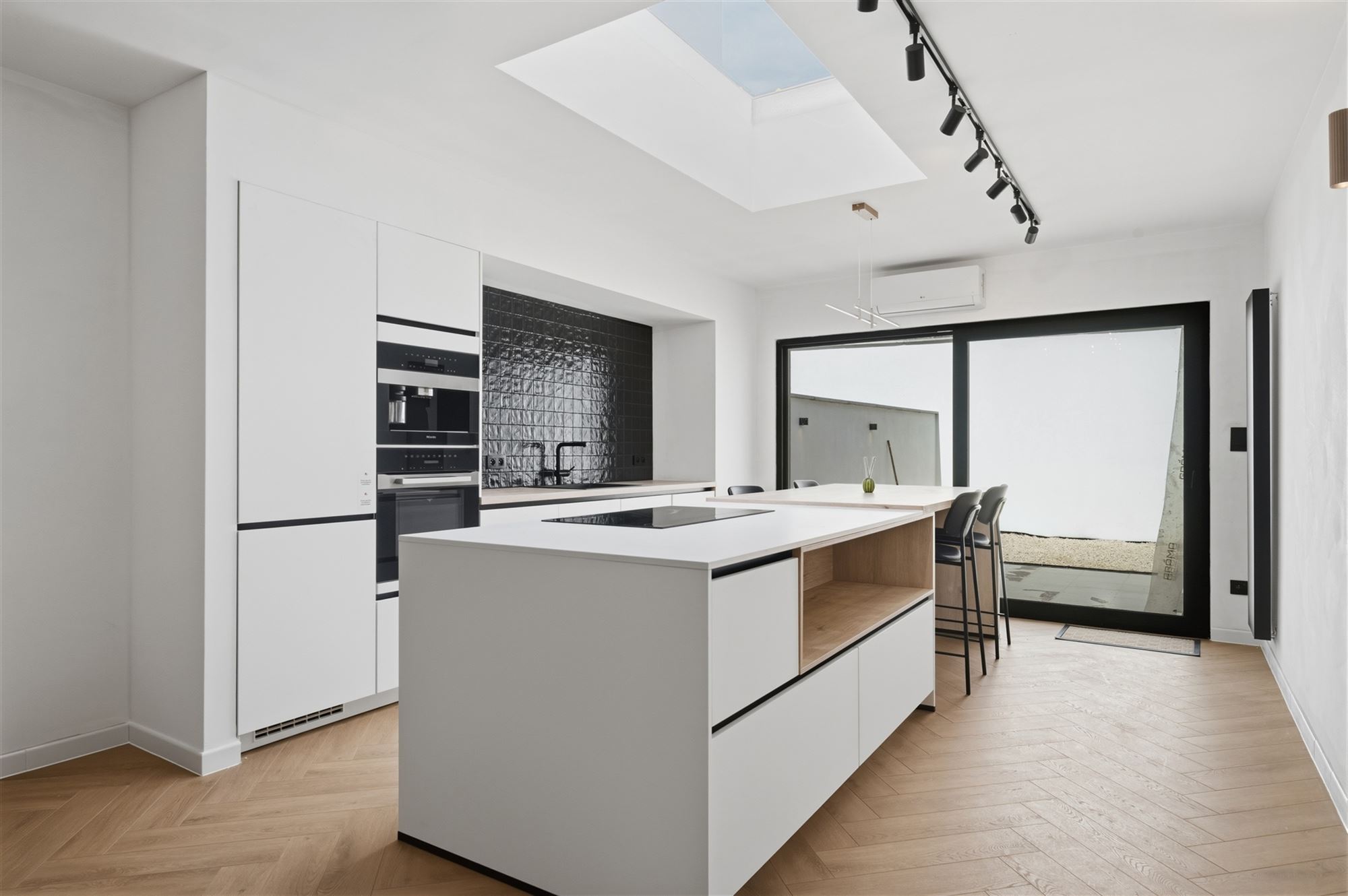 Rijwoning met 3 kamers en tuin - foto 4