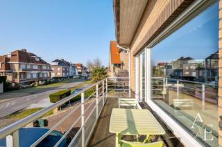Deze ruime halfopen woning in Koksijde wordt u exclusief te koop aangeboden door Access Estate. Neem vandaag nog contact op via WhatsApp of SMS...