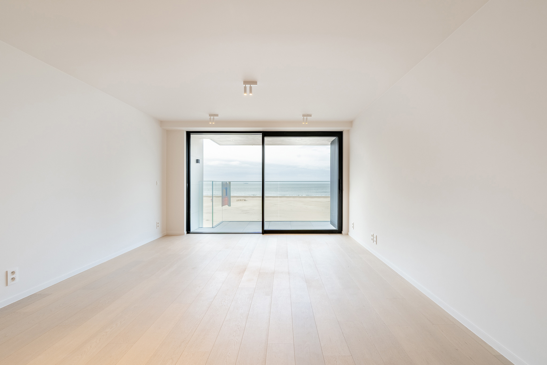 Apartment for sale in Knokke-Heist with 2 bedrooms - photo 4