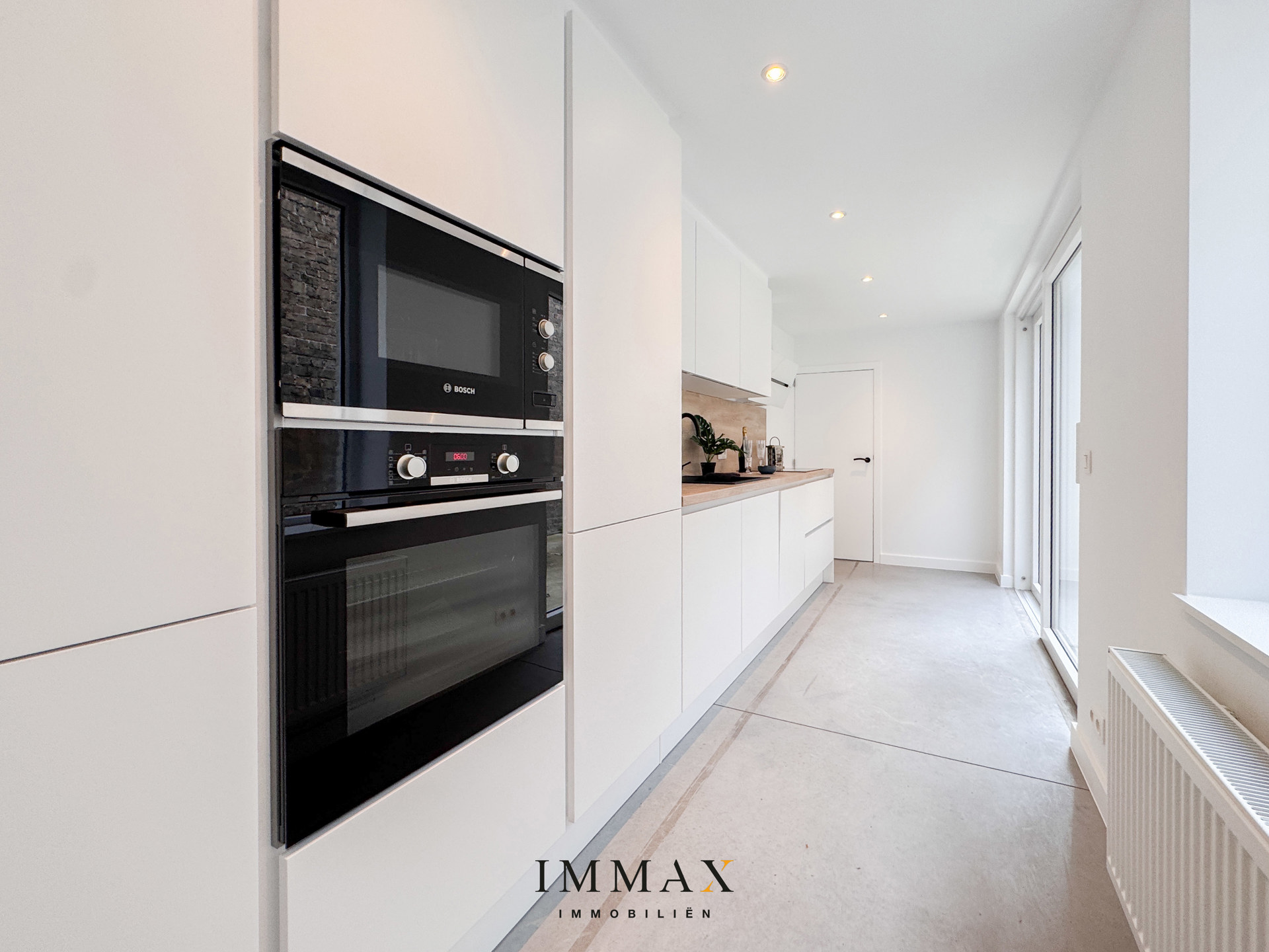 Gerenoveerde stadswoning met tuin - foto 4