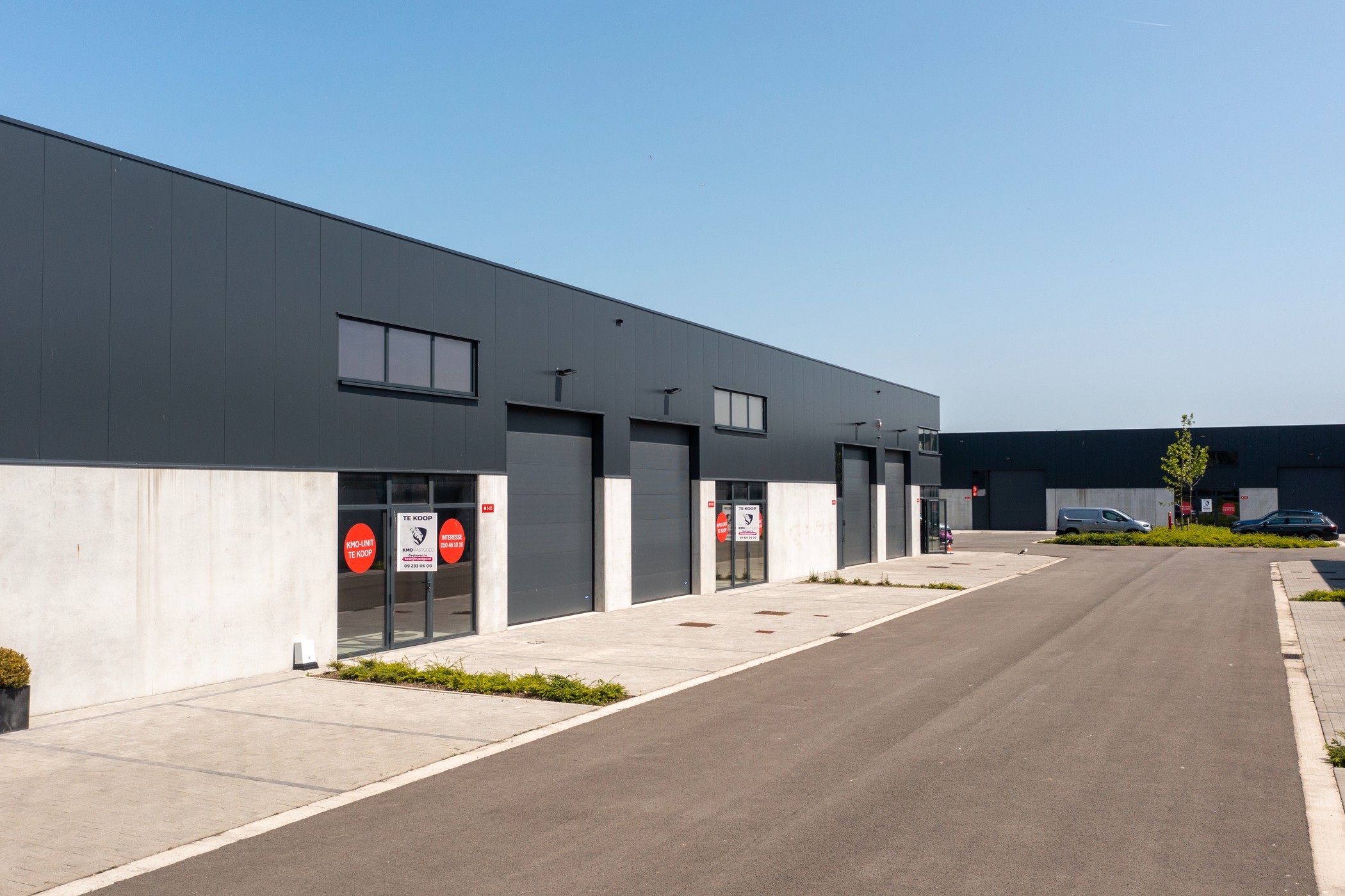 Nieuwbouw KMO-unit 321 m² – Moen - photo 1