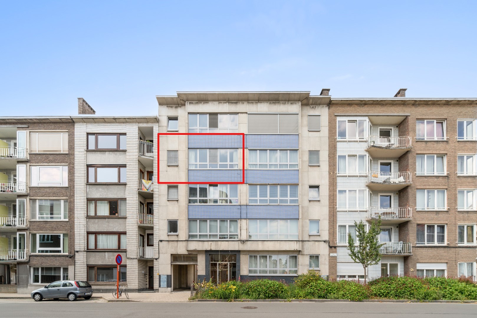 Lichtrijk 2-slpk appartement met garage - foto 1