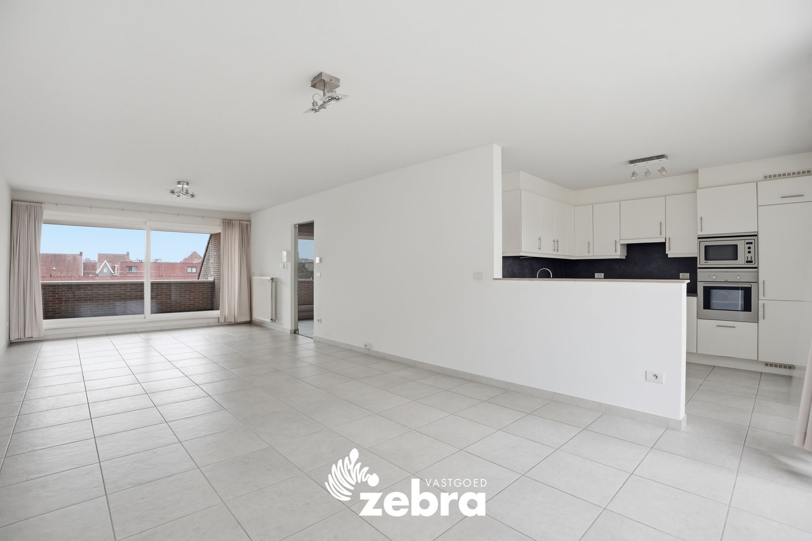 Duplex-appartement met 3 slpk, 3 terrassen + 2 badk in Roeselare! - foto 4