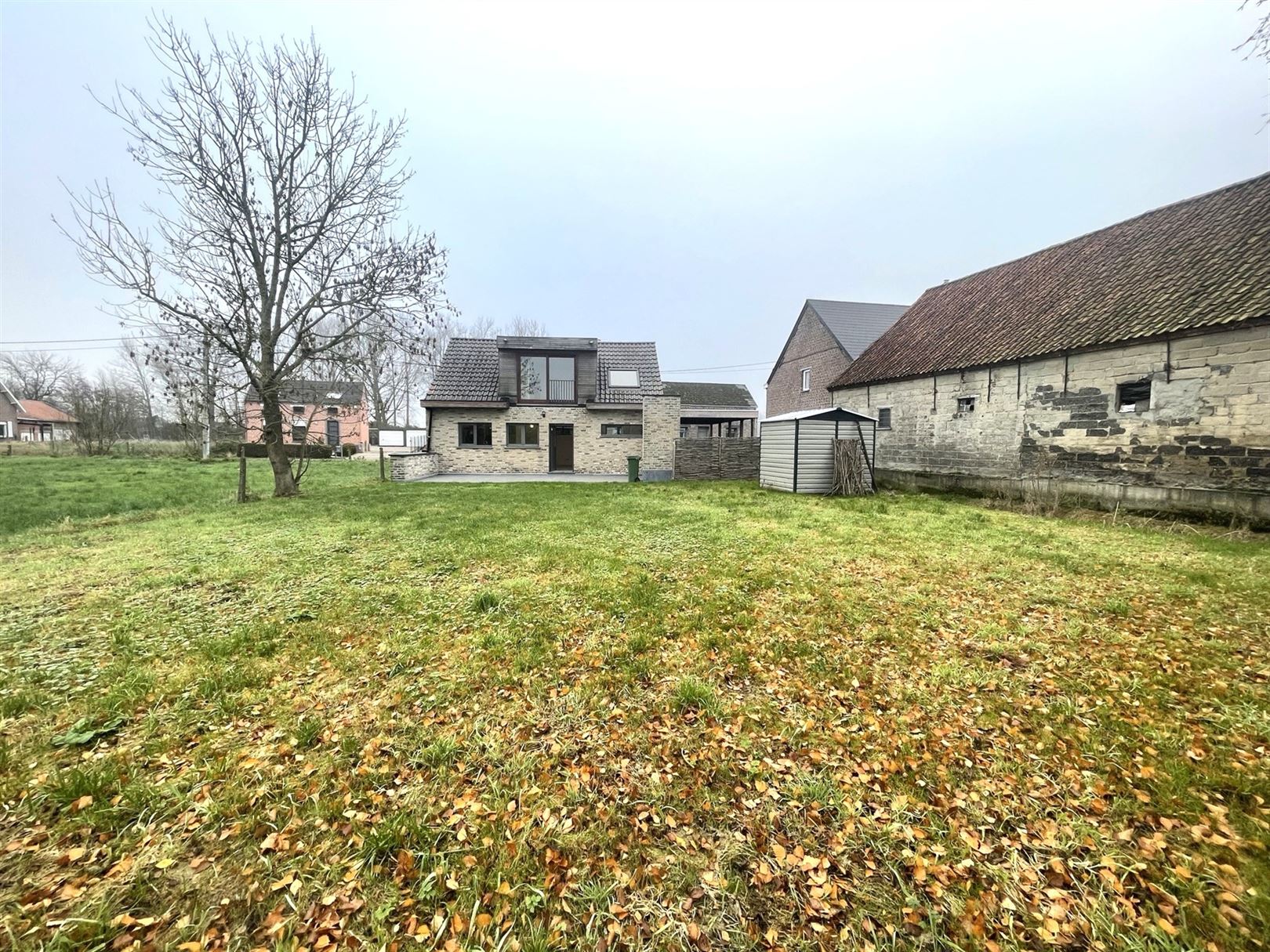 Instapklare vrijstaande woning gelegen in het groen te Schoonaarde - foto 1