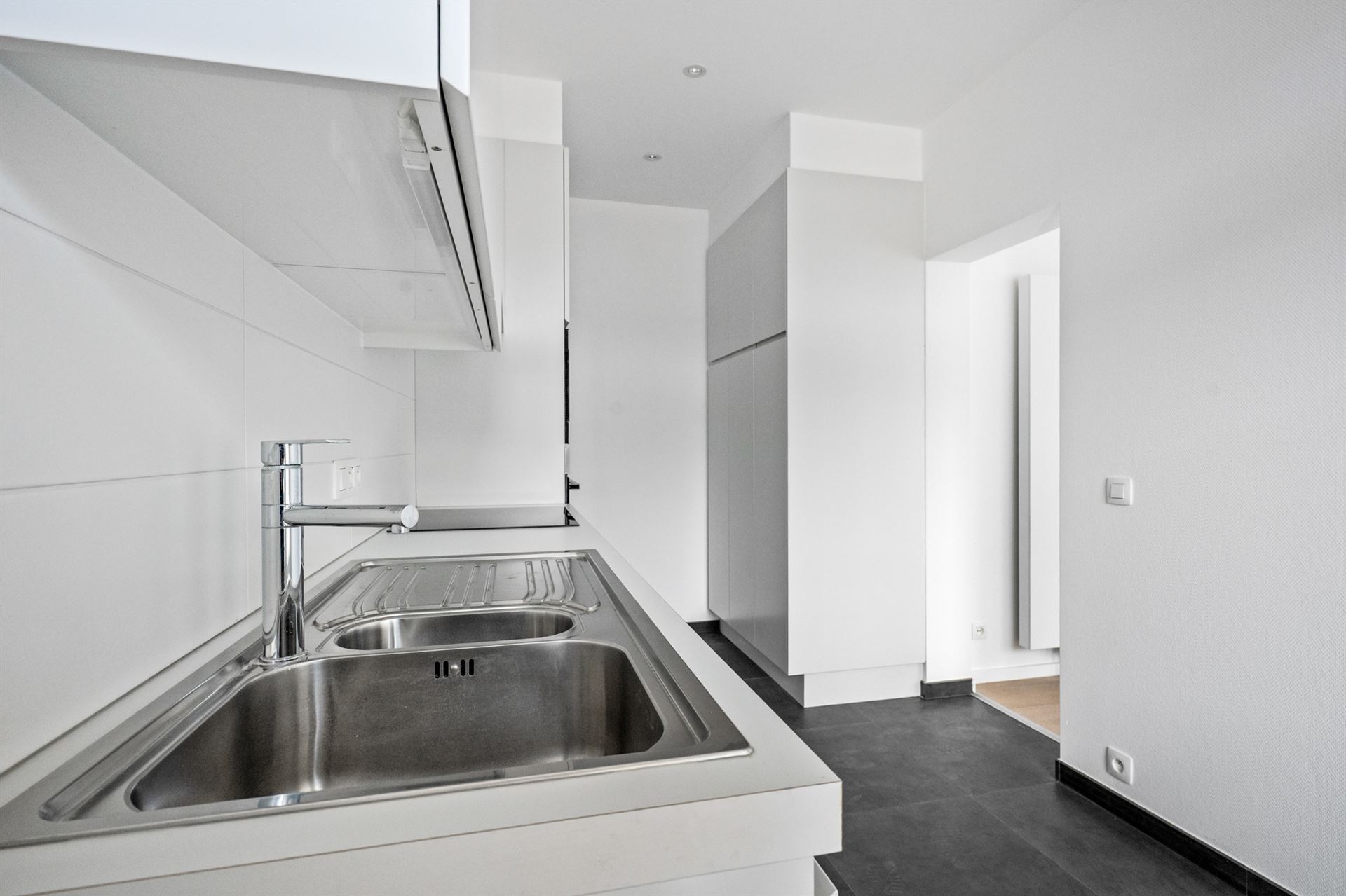 Ruim 2-slaapkamer appartement met terras - foto 4