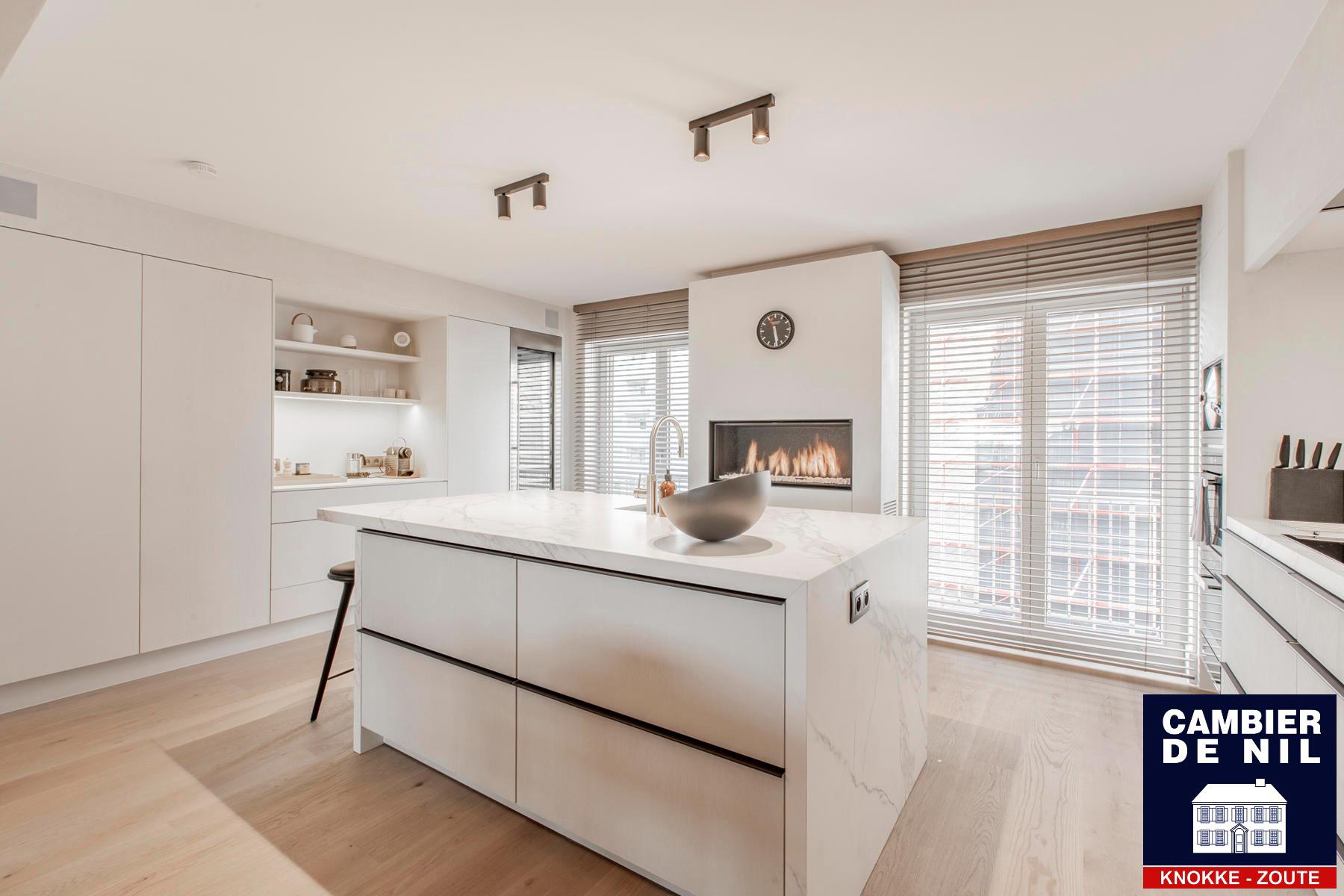 Superieur appartement met mooiste zicht van de Kustlaan over het Zoute en de Approach golf! - foto 3