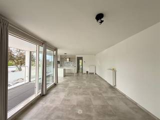 MELLE - Op zoek naar een hedendaags en instapklaar appartement met vlotte bereikbaarheid?Dan is dit appartement misschien wel jouw volgende thuis! De...