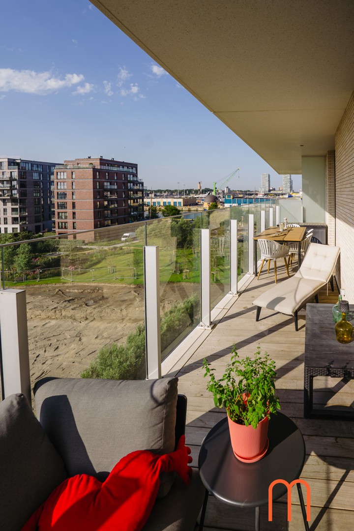 Appartement te huur in Central Park Tower, Oosteroever – 1 slaapkamer, garage en ruim terras - foto 5