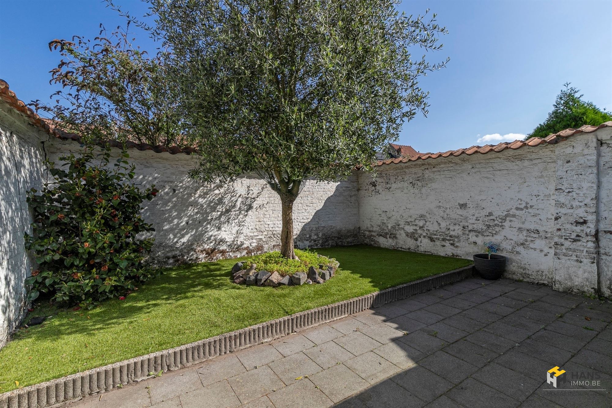 Instapklare woning (176 m²) met 3 slaapkamers, 2 badkamers en tuin (30 m²) in Hoboken. - foto 2