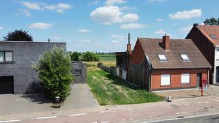 <strong>Stuk bouwgrond voor gesloten woning te koop in Sint-Baafs-Vijve.</strong><br /><br />Stuk bouwgrond van 254m² gelegen op de Wakkensteenweg in Sint-Baafs-Vijve.<br /><br />Neem vandaag nog contact op met je ERA-makelaar voor meer info.