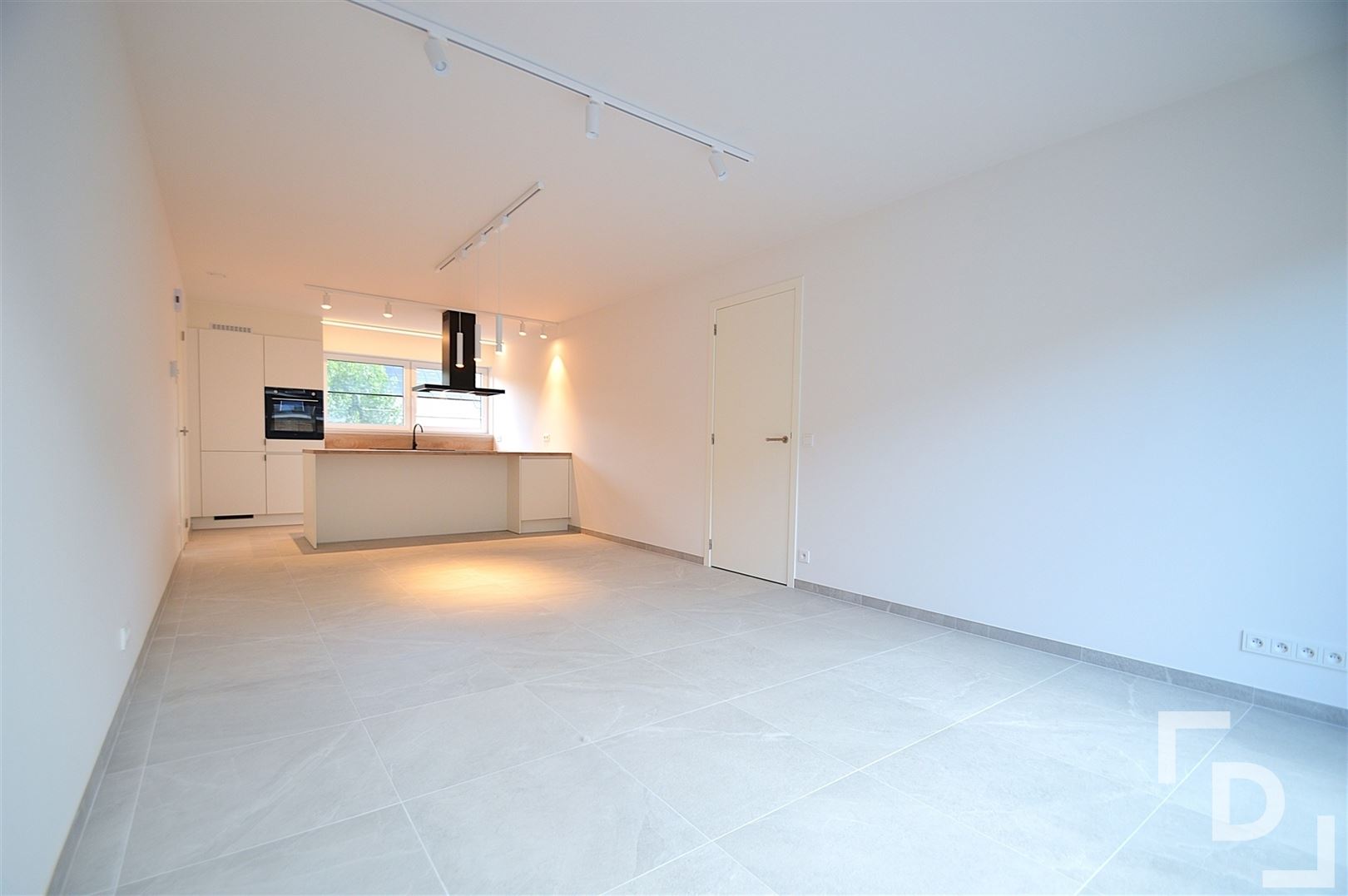 Apartment for rent in Ypres with 2 bedrooms - photo 2
