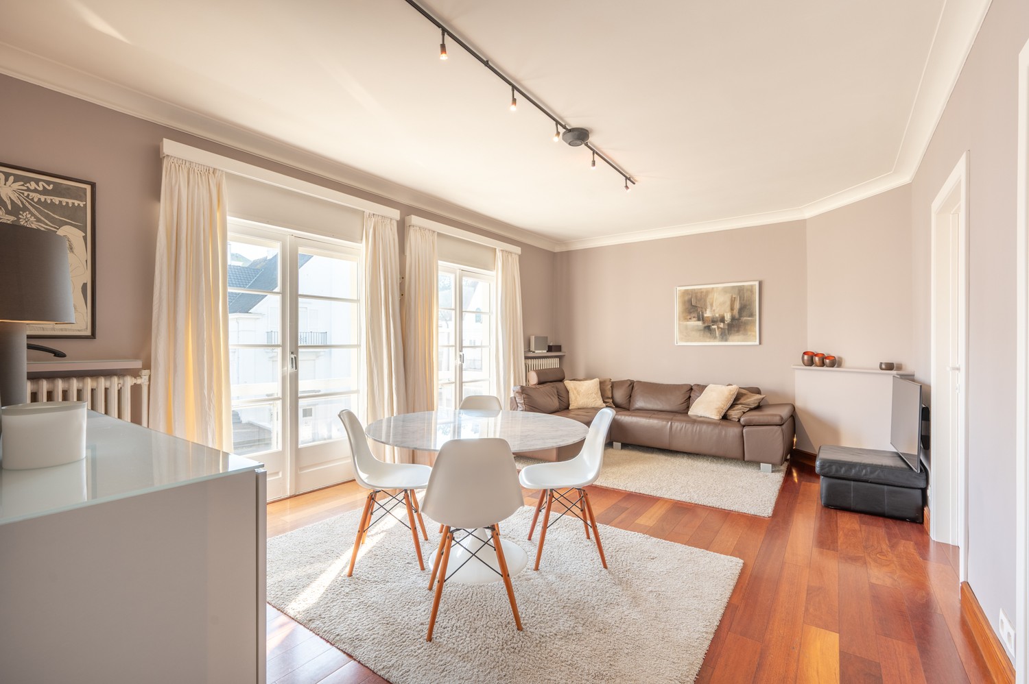 Charmant 2-slaapkamerappartement met zuidgericht terras op topligging in Duinbergen - foto 4