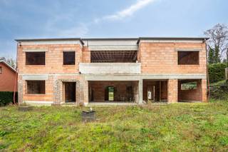 UITZONDERLIJKE RUWBOUW TE MELDERT MET ROYALE RUIMTES EN TE PERSONALISEREN WOONMOGELIJKHEDENDeze indrukwekkende ruwbouwwoning biedt een zeldzame...