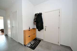 <p>This pleasant apartment is located on the second floor of an apartment building. The spacious and bright living area with an open kitchen forms the heart of the home. There are also two bedrooms and a bathroom with a shower and sink. The apartment also features a terrace and a private basement that provides additional storage space.</p><p>Common area fees are 150 euros per month.</p>
