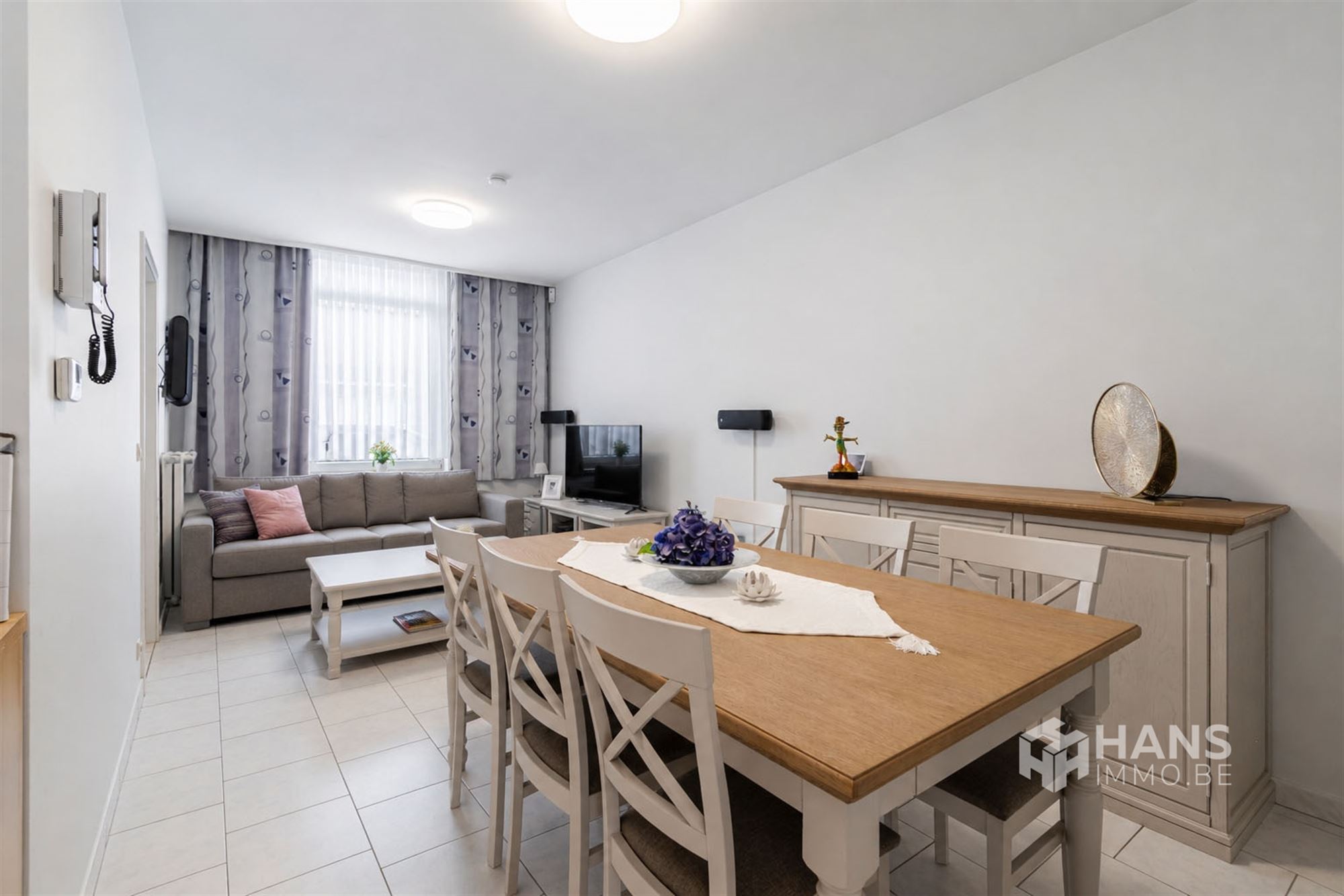 Instapklare woning ( 83 m²) met 2 slaapkamers en buitenruimte (17 m²) in Merksem - foto 5