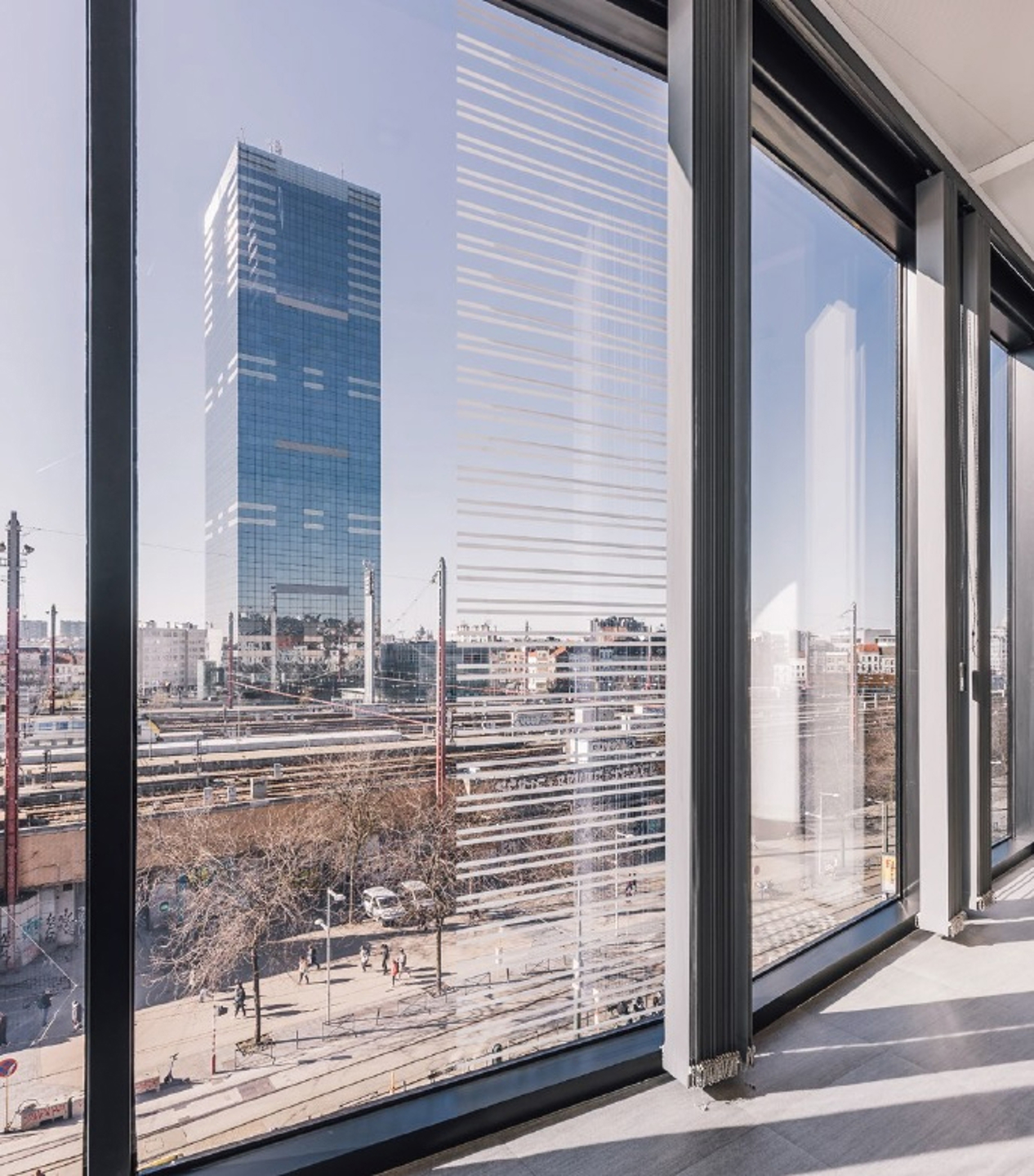 Commercial for rent in Sint-Gillis - photo 2