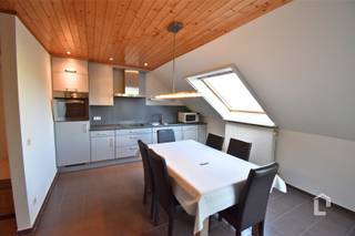 Instapklaar, energiezuinig appartement nabij centrum Deinze Deinze is de toegangspoort tot de Oost-Vlaamse Leiestreek en is qua oppervlakte de tweede...