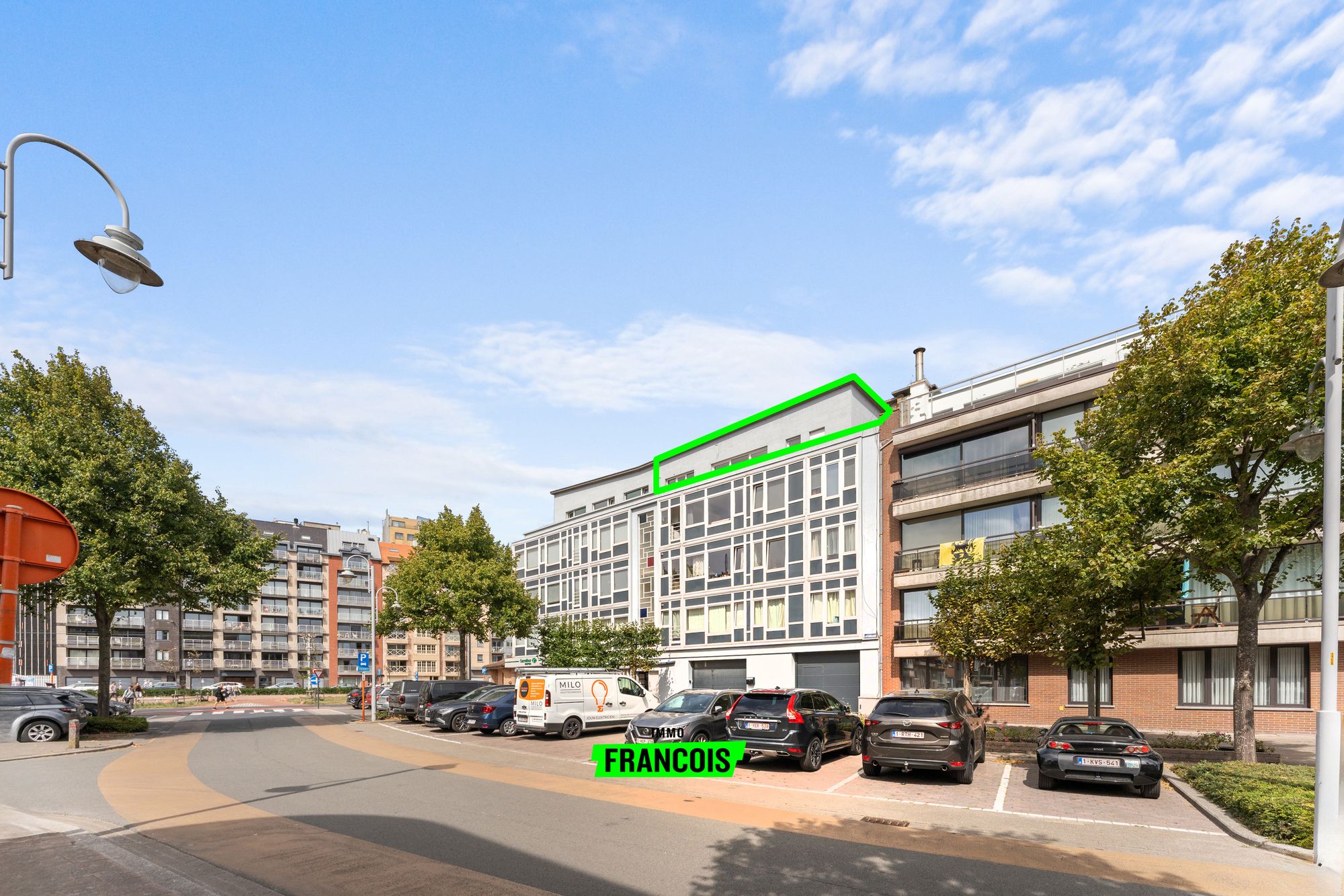 Dakappartement op enkele stappen van de Zeedijk in Blankenberge - foto 1