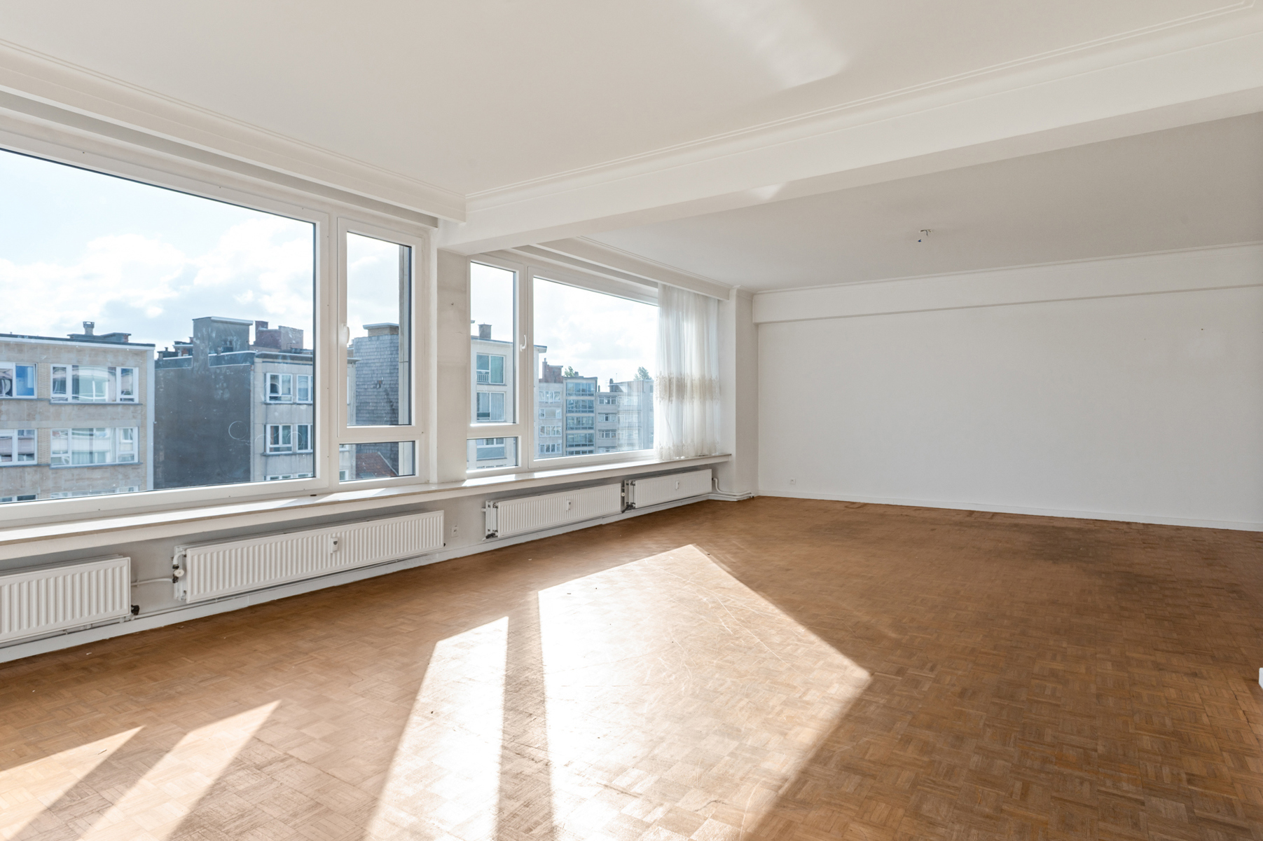 Apartment for sale in Antwerp with 4 bedrooms - photo 3