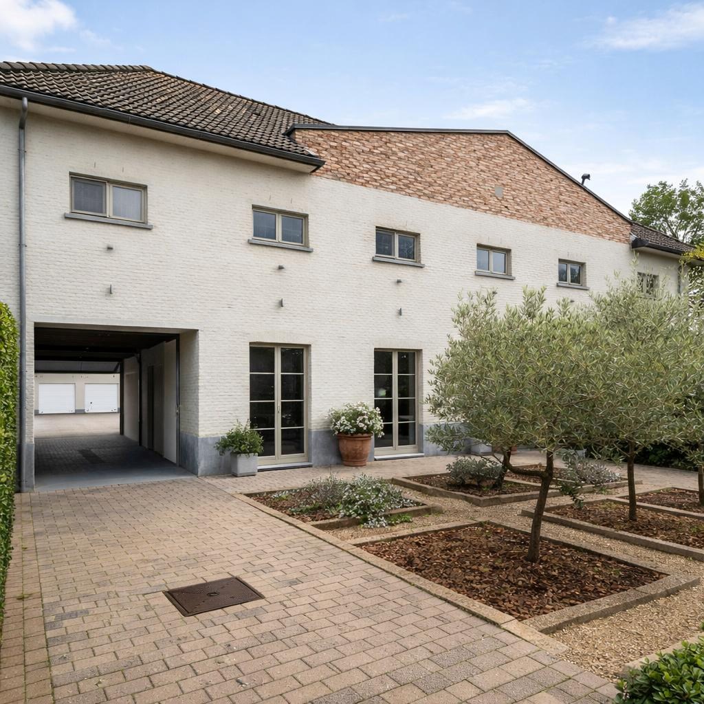 Lichtrijk dakappartement met terras op toplocatie! - foto 3