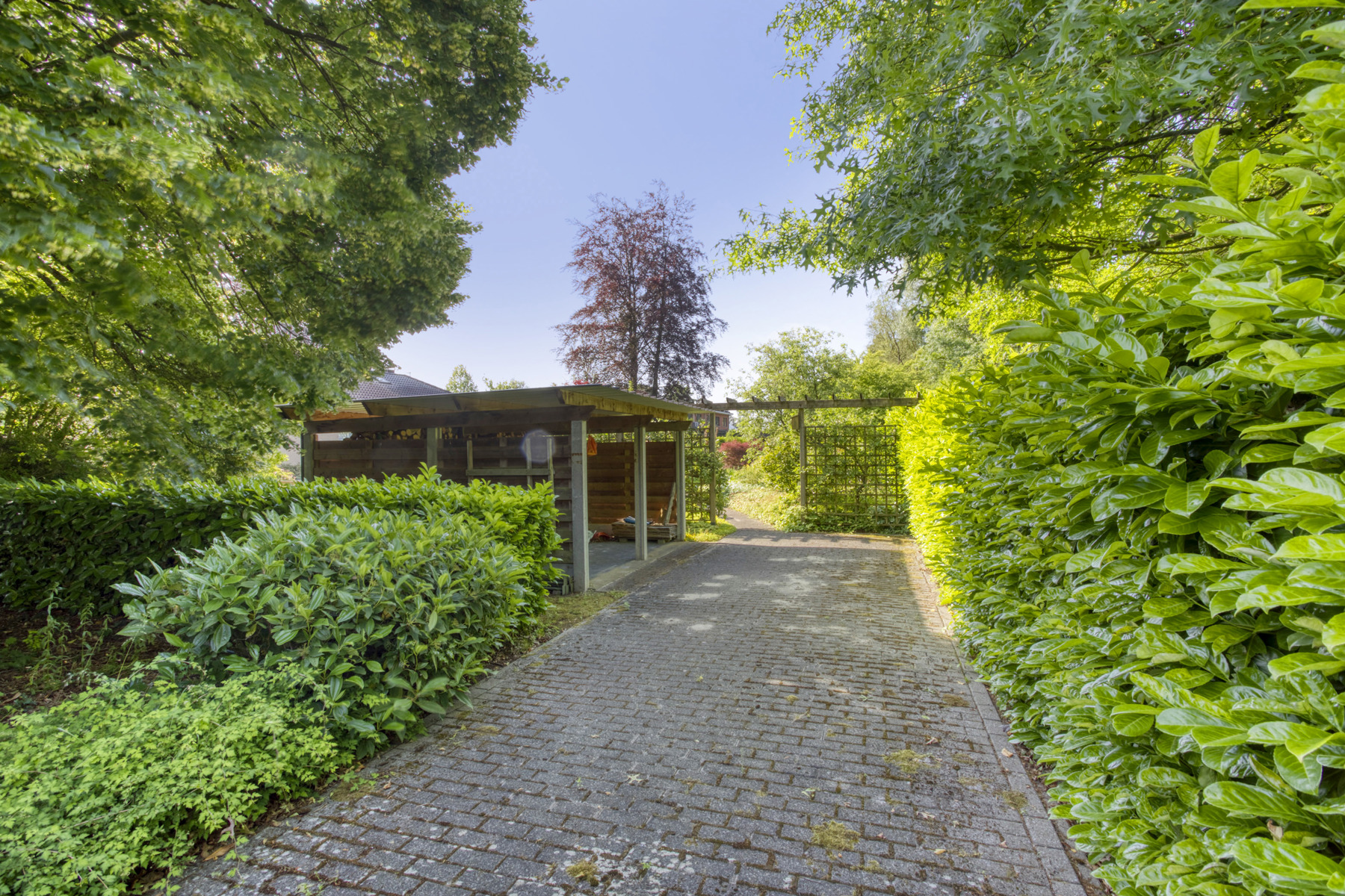 Praktische woonst met potentieel, 3 slpk. & prachtige tuin - foto 4