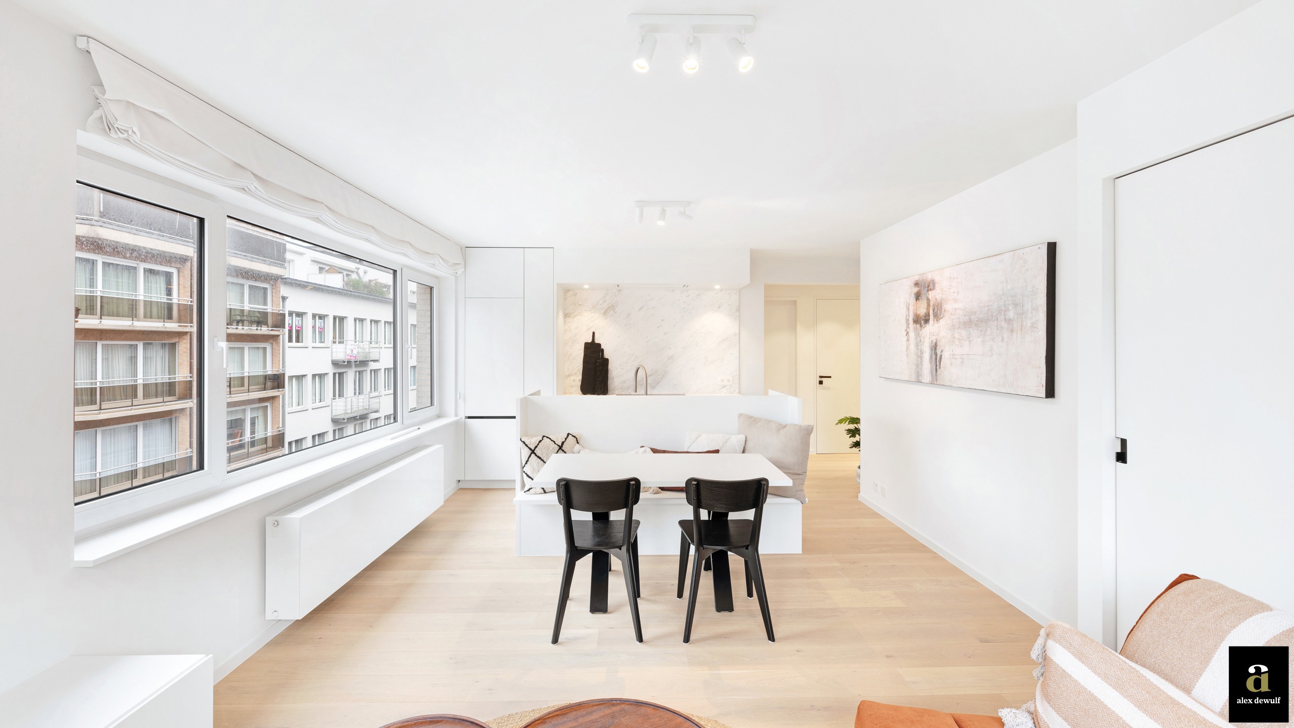 Instapklaar hoekappartement op enkele stappen van het centrum - foto 4