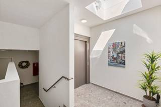 Te koop in hartje Oud-Turnhout: Luxueus, instapklaar appartement van ca. 103m² op de 2e verdieping met o.a. 2 slaapkamers en een prachtig...