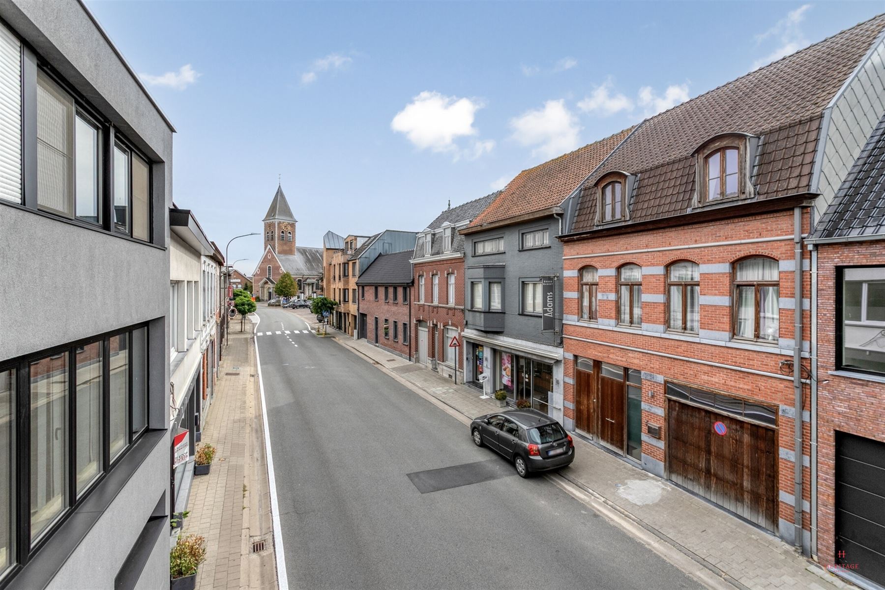 Ruime commerciële woning in hartje Wakken - foto 3