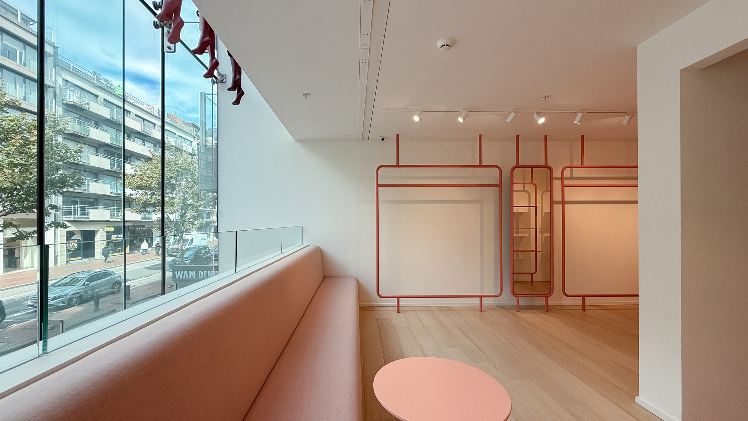 Commercial for rent in Knokke-Heist - photo 3