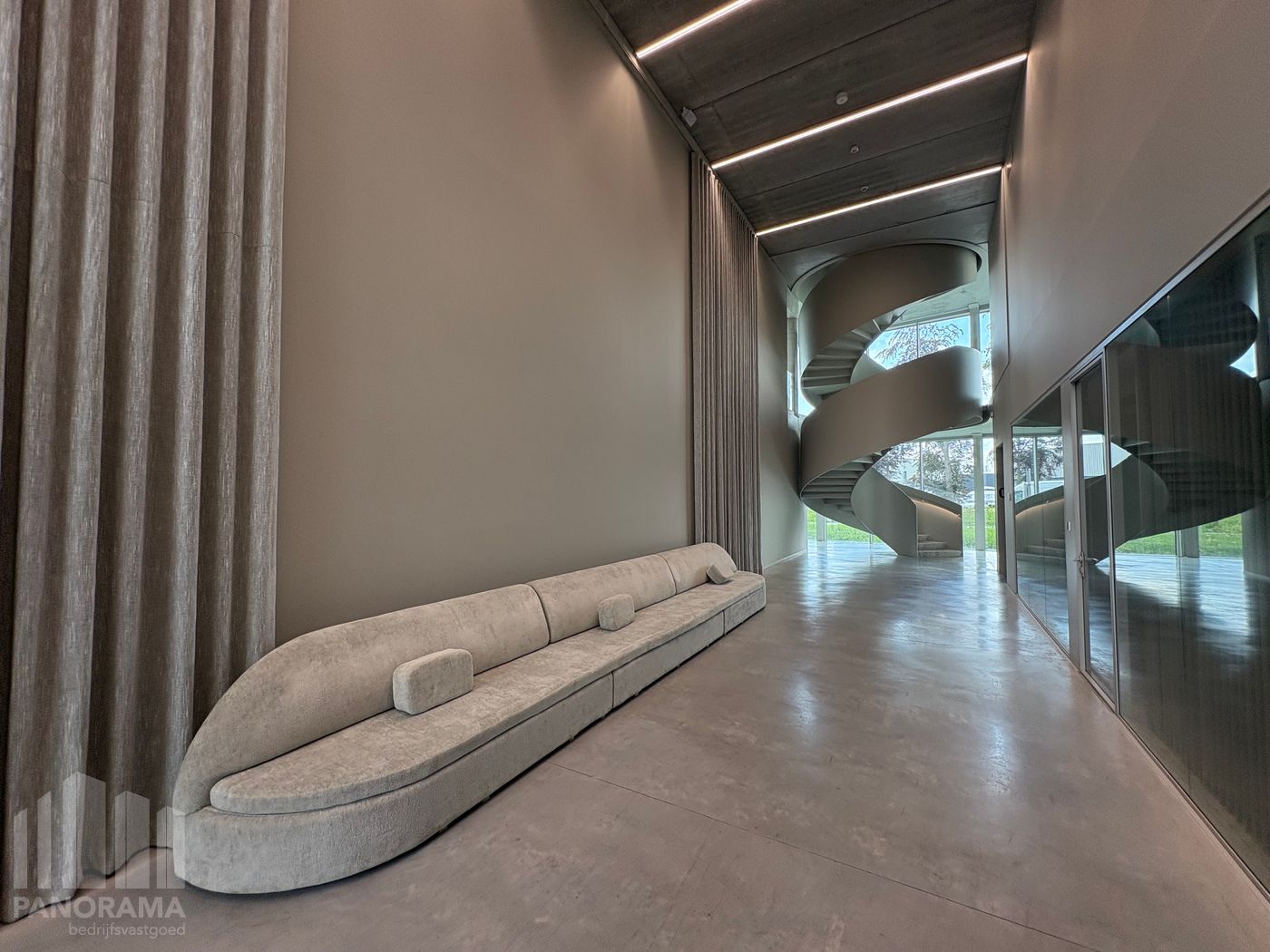 MODERNE KANTOORRUIMTE OP ABSOLUTE TOPLOCATIE VLAK AAN DE E17 - foto 2
