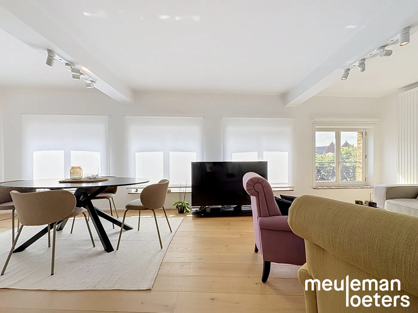 Gerenoveerd appartement in hartje Brugge - foto 4