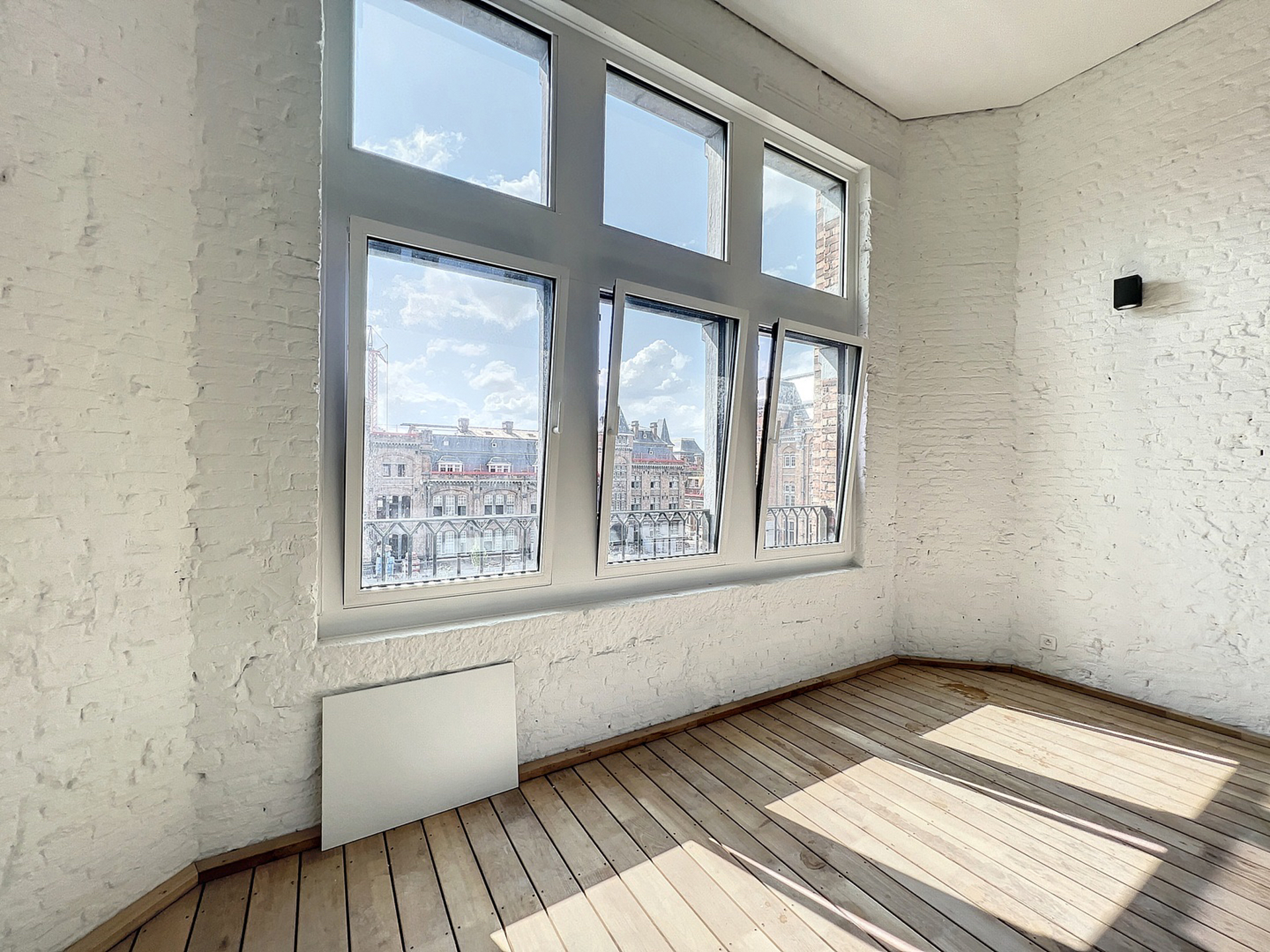 Uniek appartement met 2 slp, staanplaats, wintertuin te Gent - foto 5