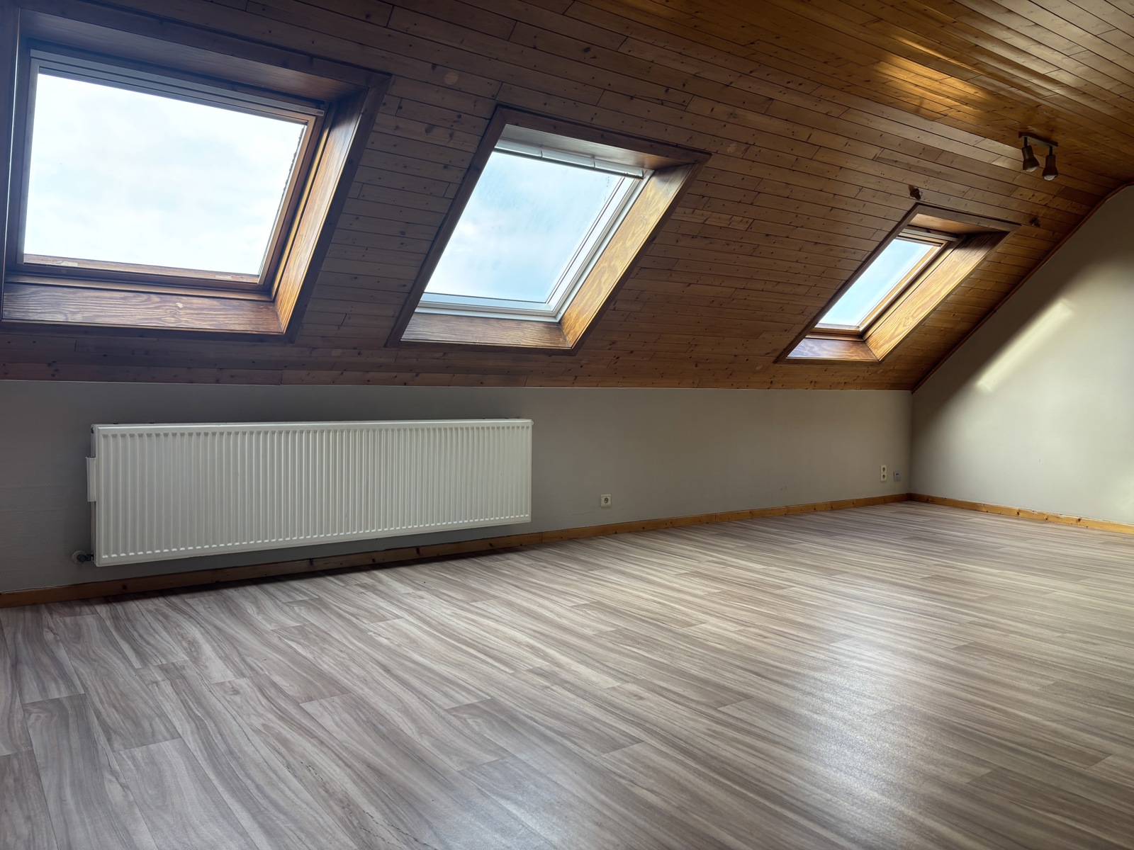 Appartement à louer à Deinze avec 2 chambres - photo 1