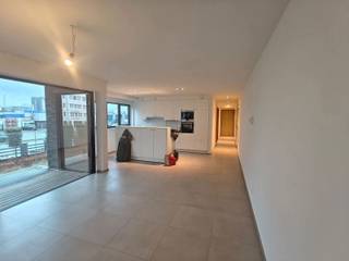 Prachtig 2 slaapkamer appartement op wandelafstand van diverse winkels/warenhuizen, openbaar vervoer en het centrum van Aalst. Het appartement is...