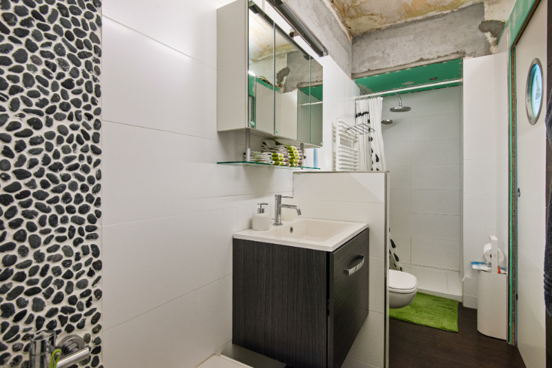 Gunstig gelegen, verder af te werken rijwoning met 3 SLK, tuin &amp; oprit - foto 5