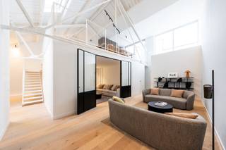 Pure loft aan het trendy Eilandje met ruim terras en 4 slaapkamersBent u op zoek naar een state-of-the-art appartement op het Eilandje?Dan hebben wij...