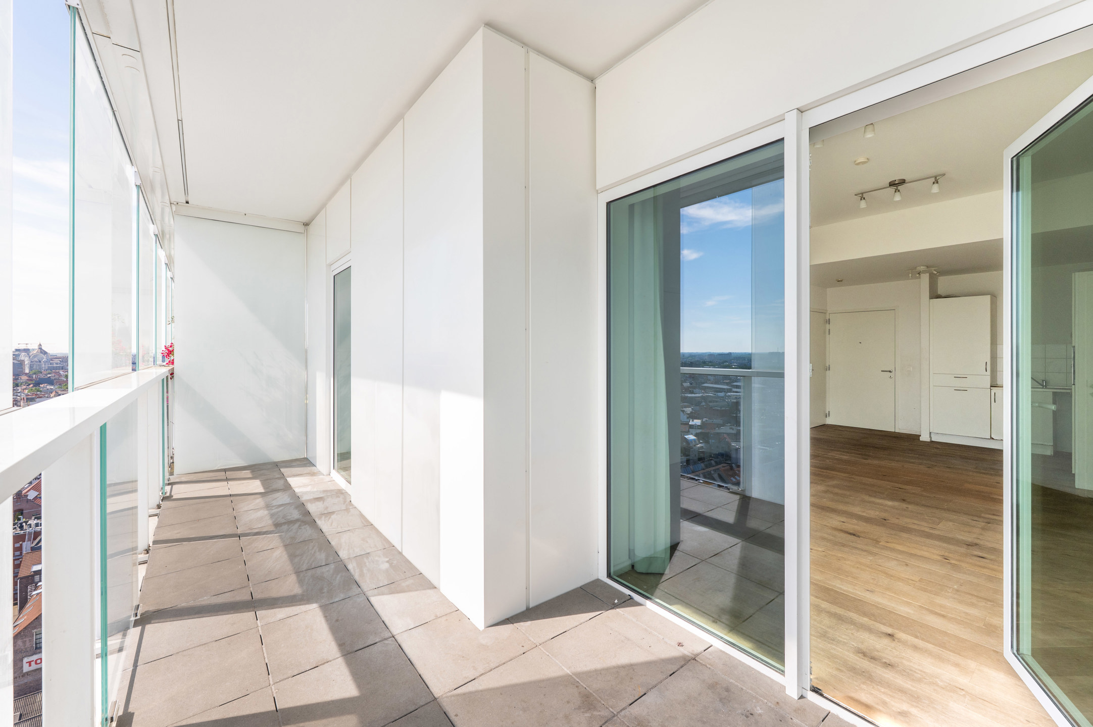 Lichtrijk appartement met terras en EPC A - foto 4
