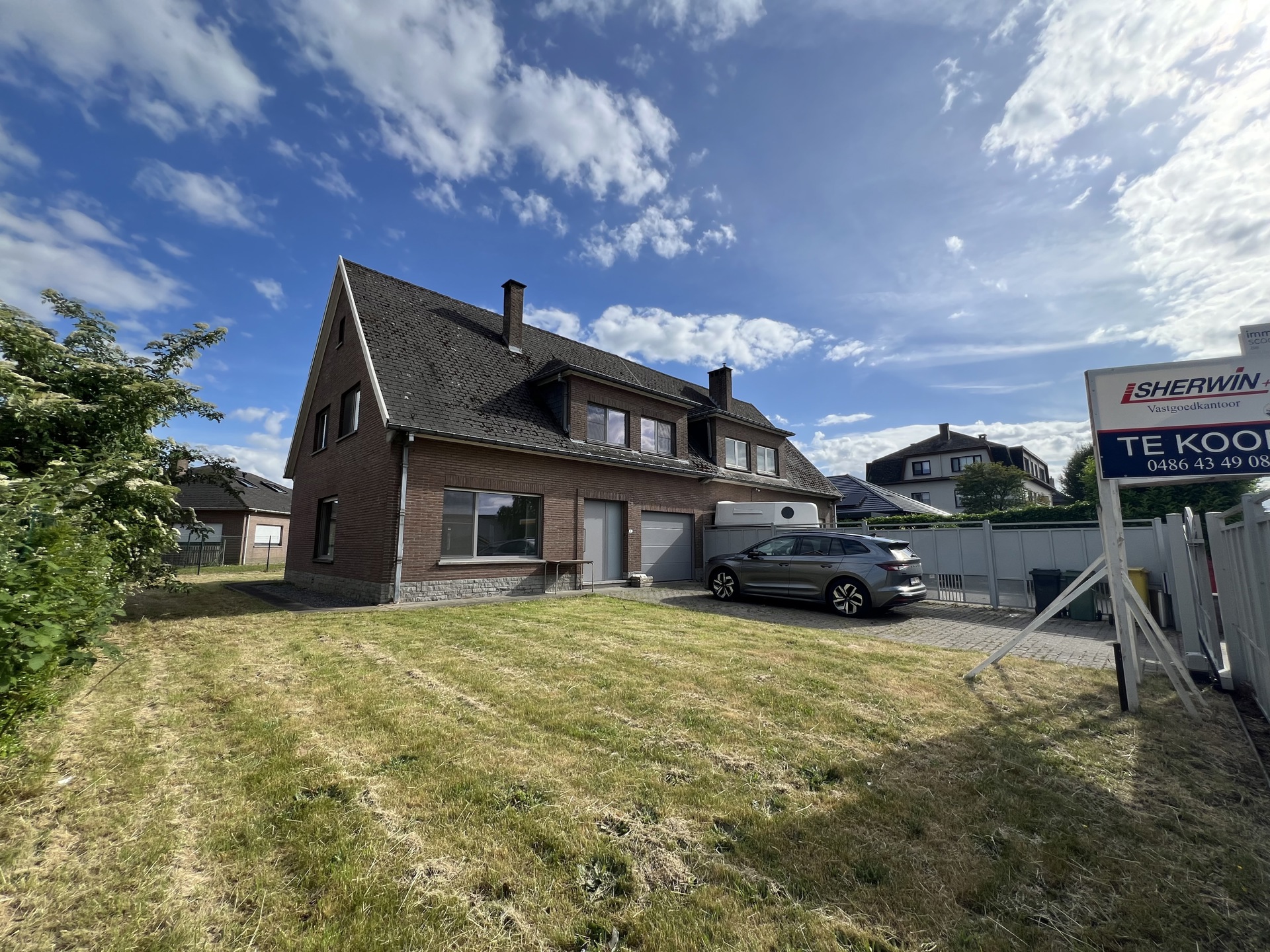 Zeer ruime woning met 4 slaapkamers nabij centrum. - foto 2