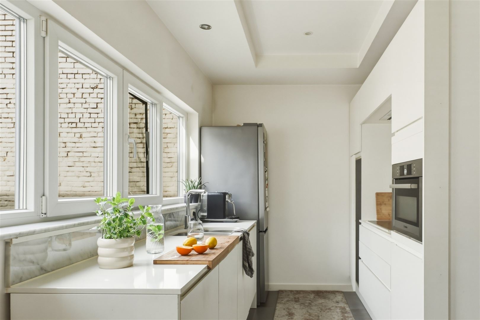 Volledig gerenoveerde gezinswoning met 5 slaapkamers - foto 4