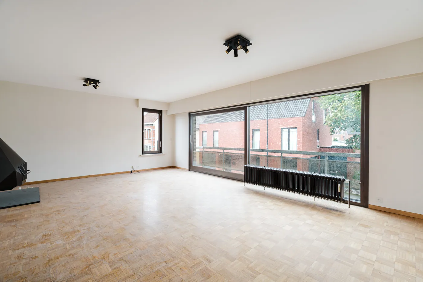 Spacious apartment with 3 bedrooms in Eine - photo 4